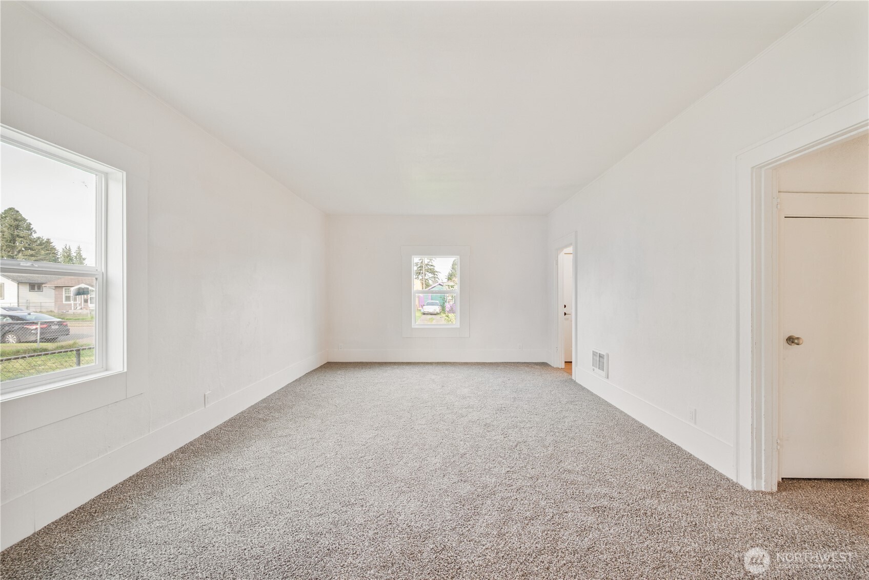 320 23rd Avenue Longview, WA 98632 - Photo 5 of 32