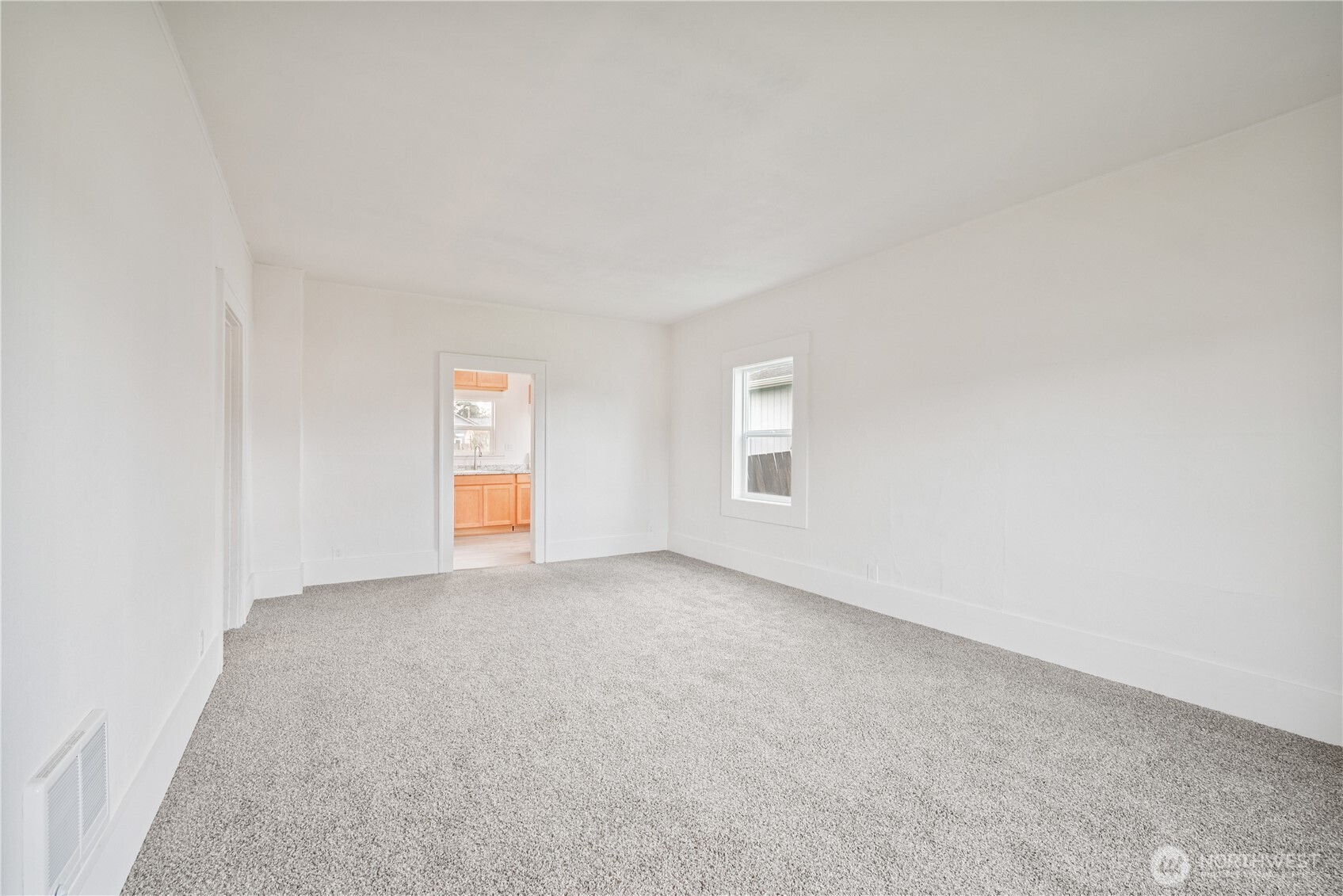 320 23rd Avenue Longview, WA 98632 - Photo 6 of 32