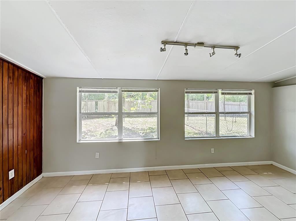 414 Northwest 36th Terrace Gainesville, FL 32607 - Photo 17 of 41