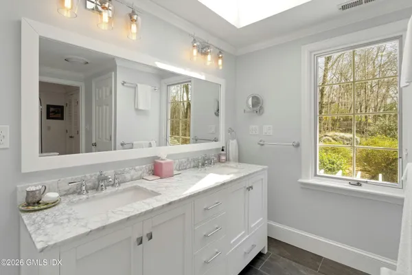 $2,795,000 | 29 Old Stone Bridge Road, Cos Cob, CT 06807