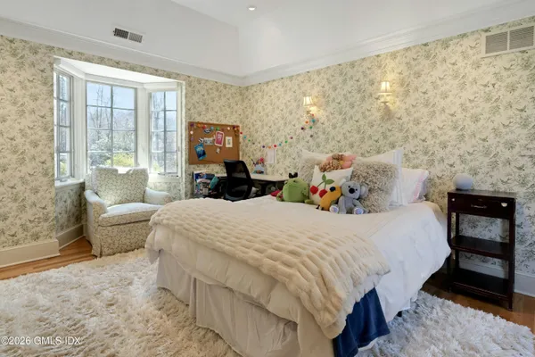 $2,795,000 | 29 Old Stone Bridge Road, Cos Cob, CT 06807
