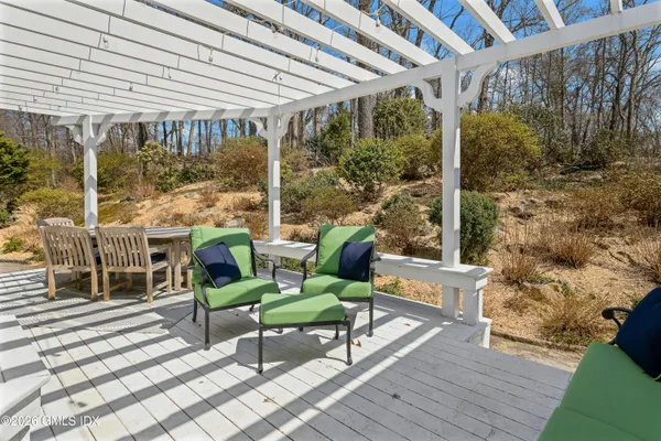 $2,795,000 | 29 Old Stone Bridge Road, Cos Cob, CT 06807