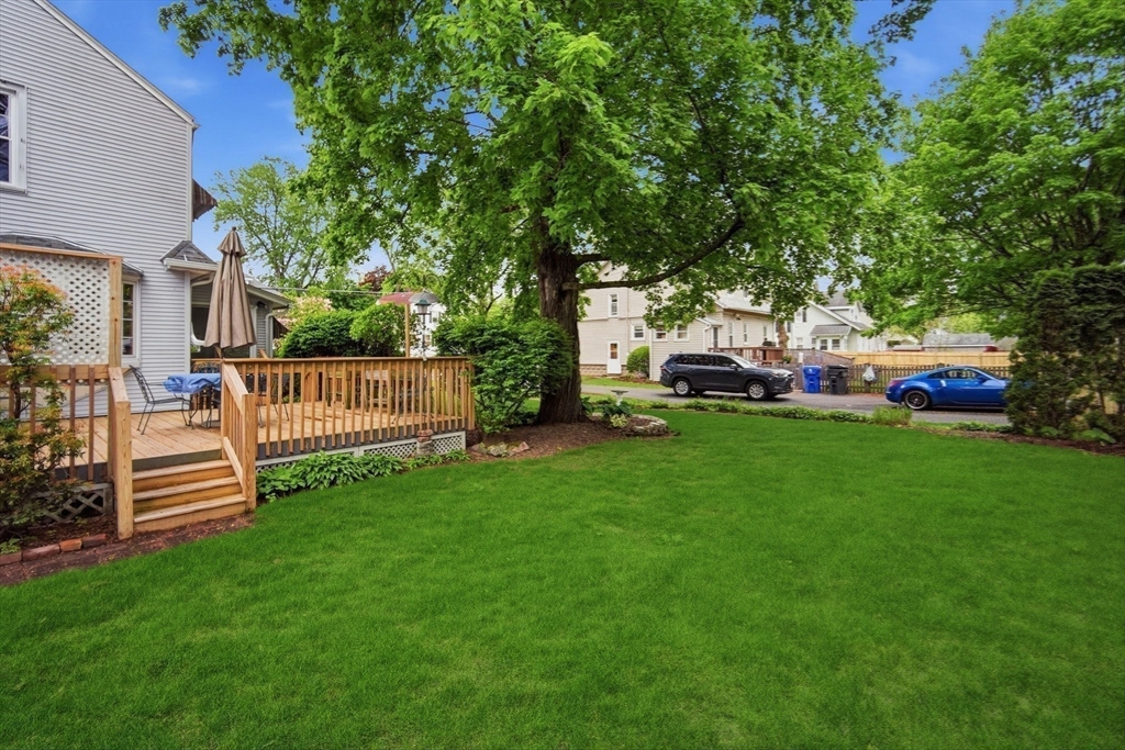 20 Athol Street Springfield, MA 01107 - Photo 37 of 40