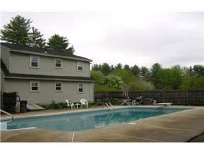 34 Whitford Road Nashua, NH 03062 - Photo 3 of 5 Gallery Image 3