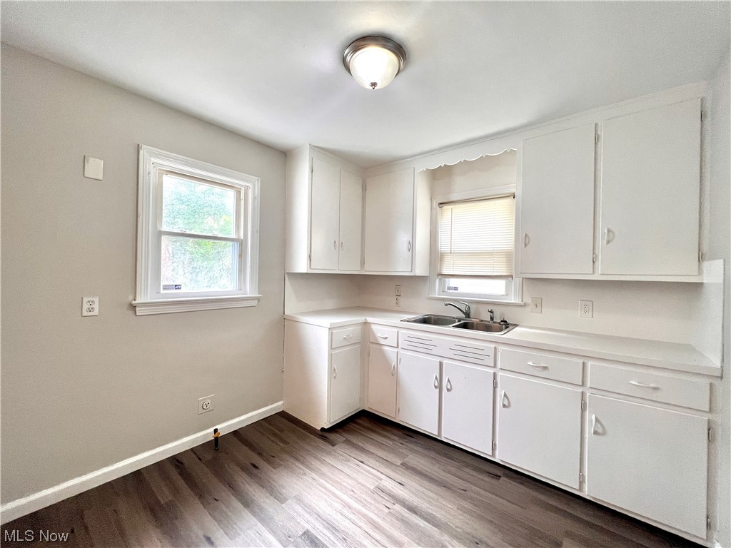 912 Whitby Road Cleveland Heights, OH 44112 - Photo 13 of 27