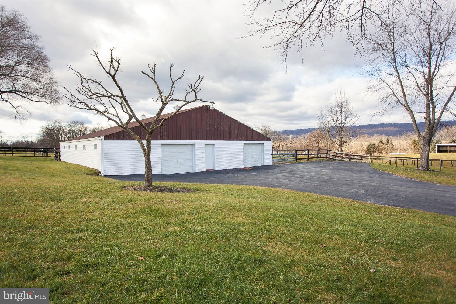 15 Homestead Road Grantville, PA 17028 - Photo 2 of 29 Gallery Image 2