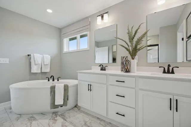 $895,320 | 20045 67th Avenue, Corcoran, MN 55340