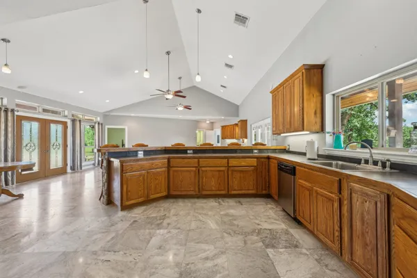 $620,000 | 129 Country Air Drive, Bastrop, TX 78602