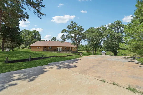$620,000 | 129 Country Air Drive, Bastrop, TX 78602