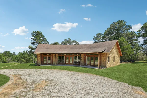 $620,000 | 129 Country Air Drive, Bastrop, TX 78602
