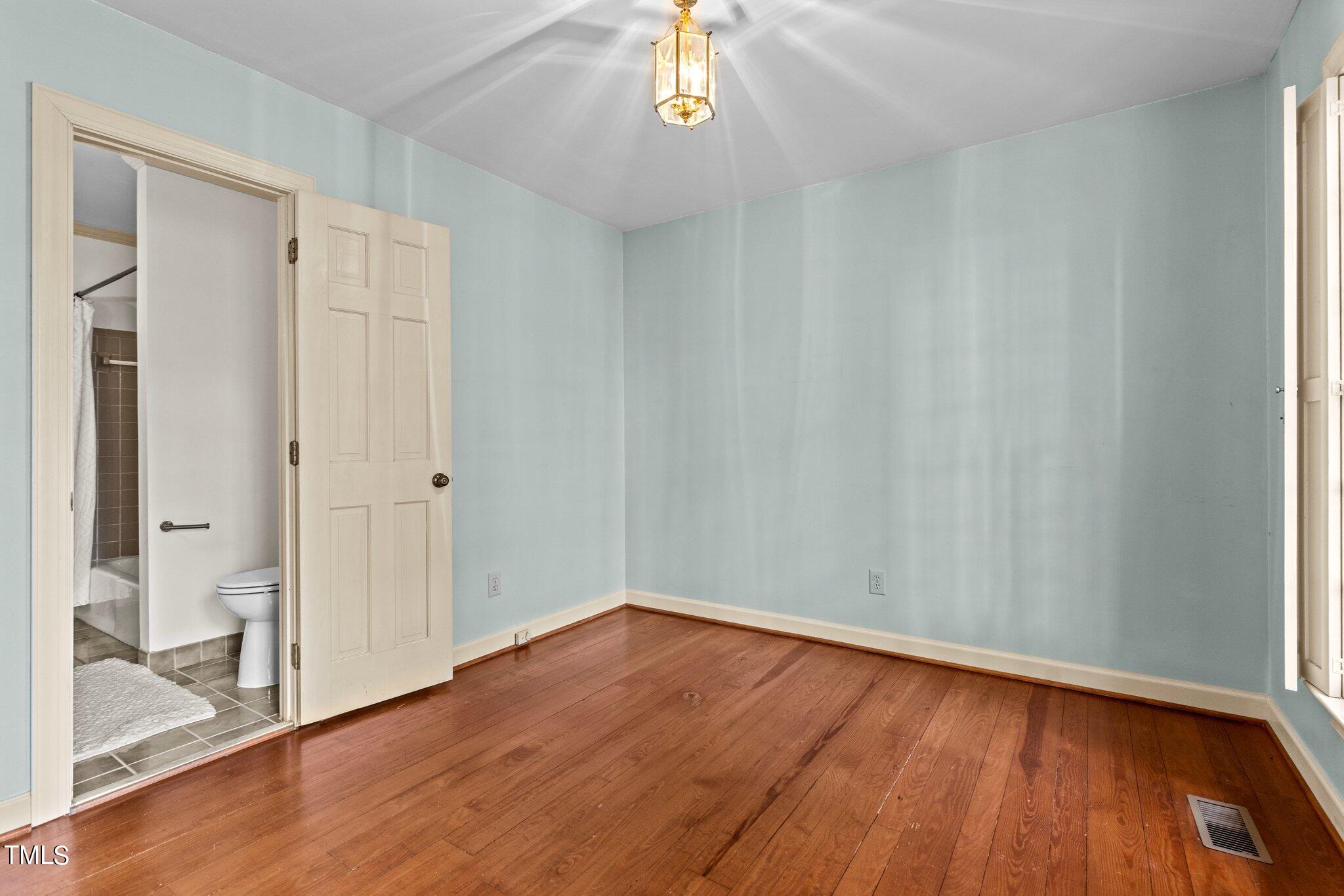 7132 Sandringham Drive Raleigh, NC 27613 - Photo 19 of 35 23-web-or-mls-8Y3A0694