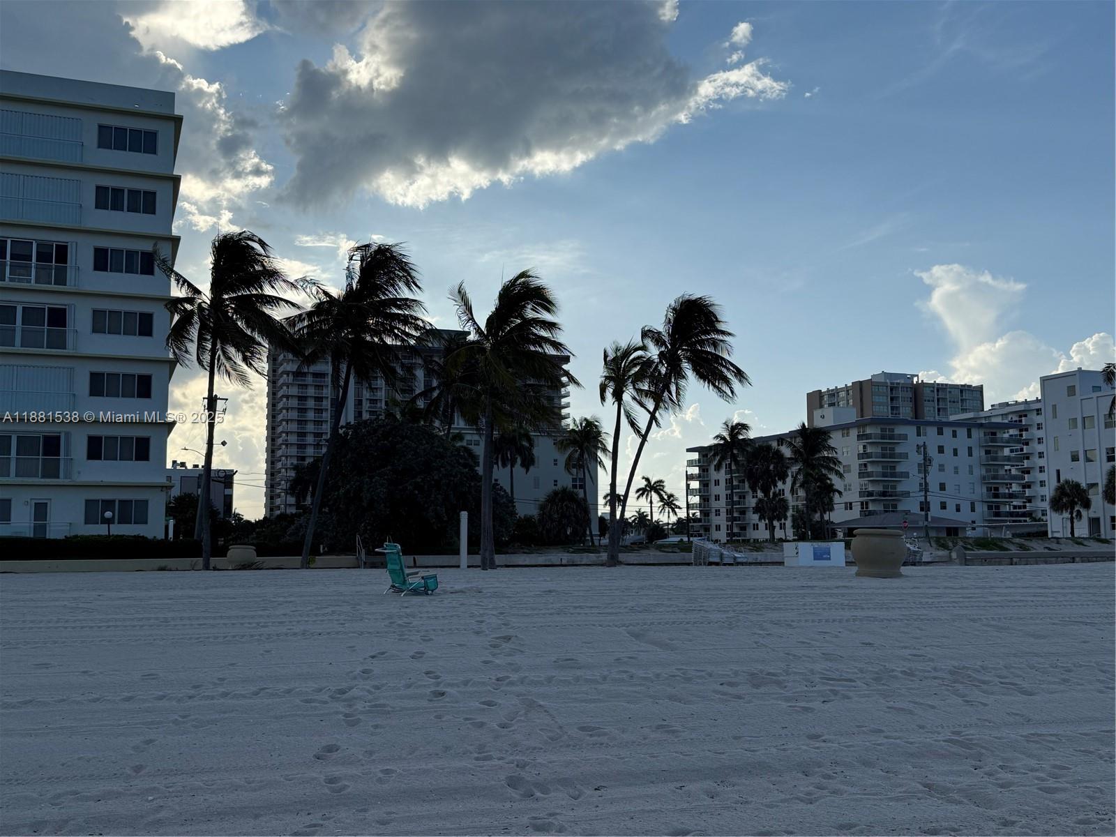 1901 South Ocean Drive, Unit 303 Hollywood, FL 33019 - Photo 25 of 29