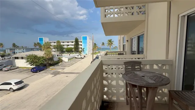 $279,500 | 1901 South Ocean Drive, Unit 303, Hollywood, FL 33019