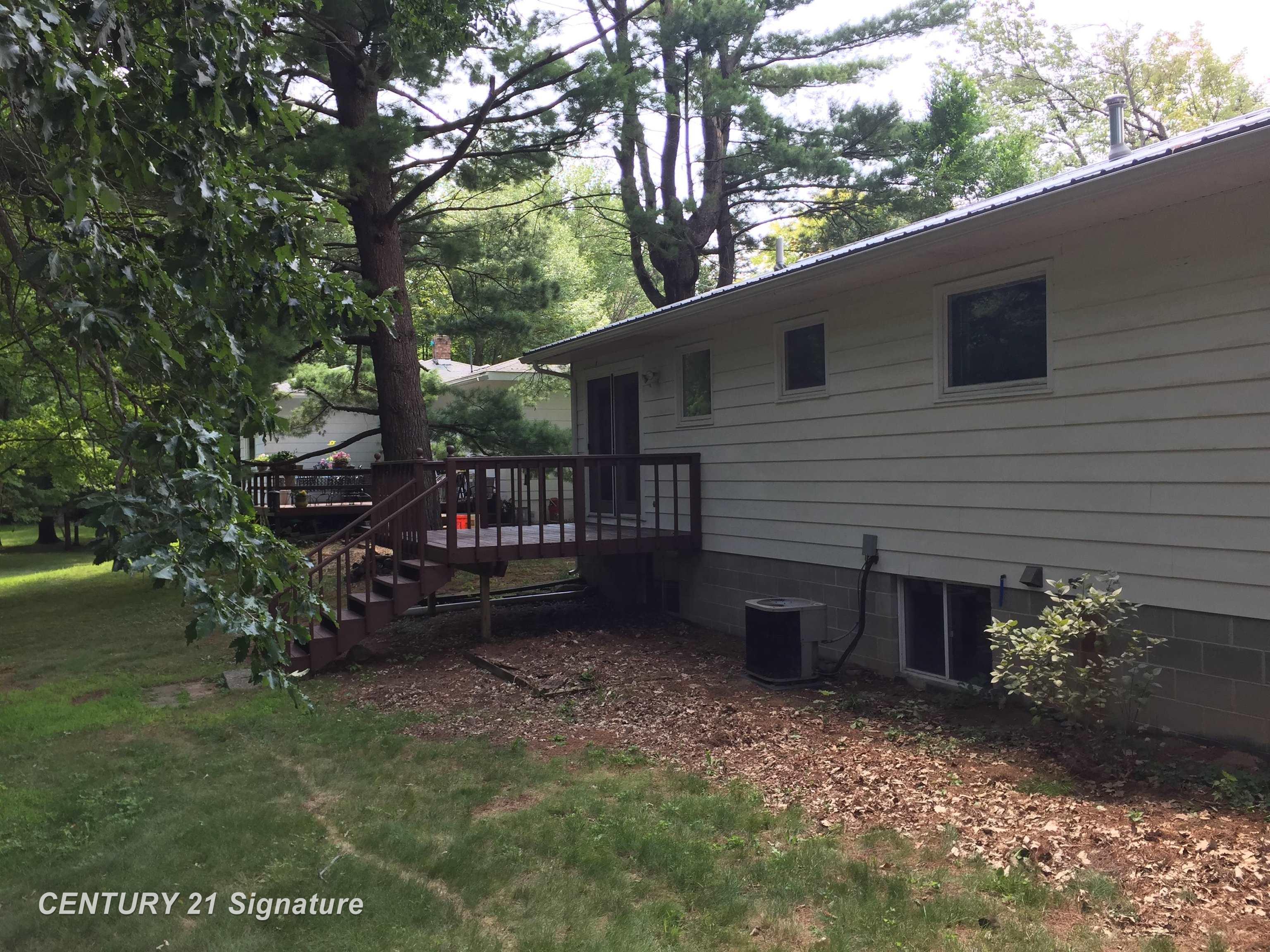 1306 Glen Road Midland, MI 48640 - Photo 13 of 26
