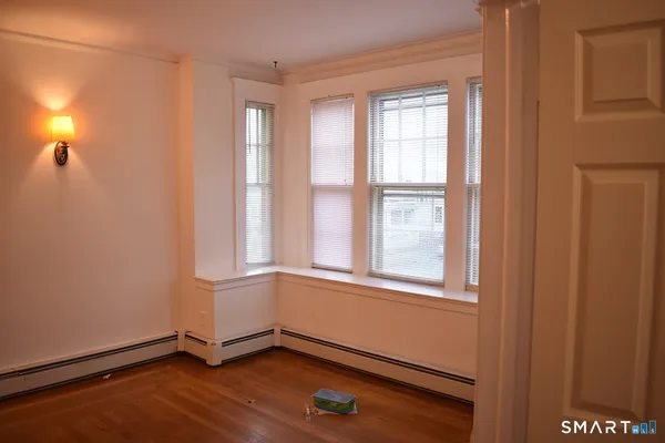 $2,000 | 745 Orange Street, Unit 104, New Haven, CT 06511