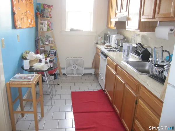 $2,000 | 745 Orange Street, Unit 104, New Haven, CT 06511