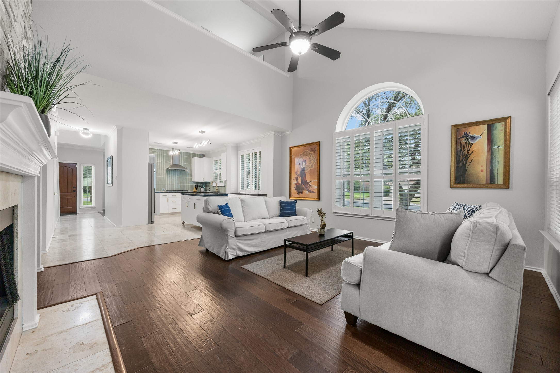 8610 Axis Drive Austin, TX 78749 - Photo 15 of 29 a living room with furniture and a large window