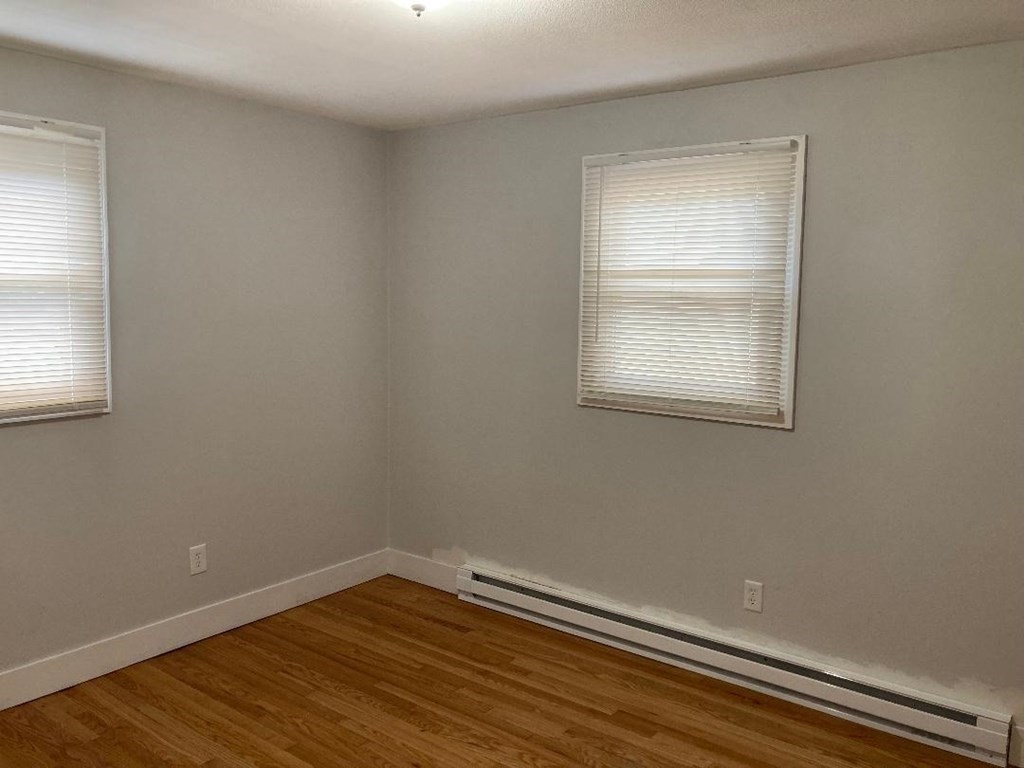 76 Darling Street Springfield, MA 01151 - Photo 11 of 14 an empty room with a window