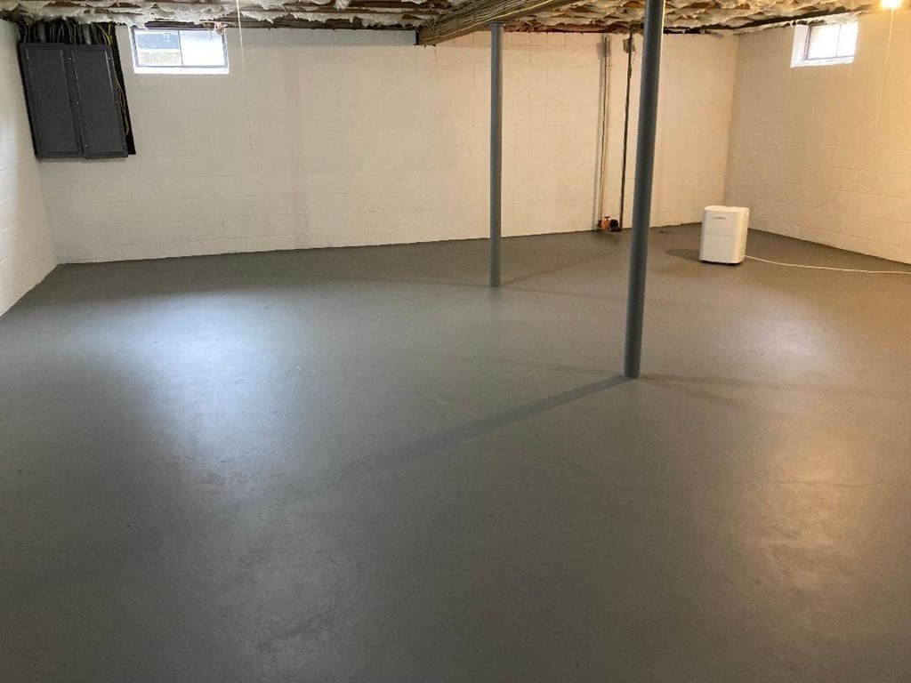 76 Darling Street Springfield, MA 01151 - Photo 13 of 14 a view of a room with wooden floor