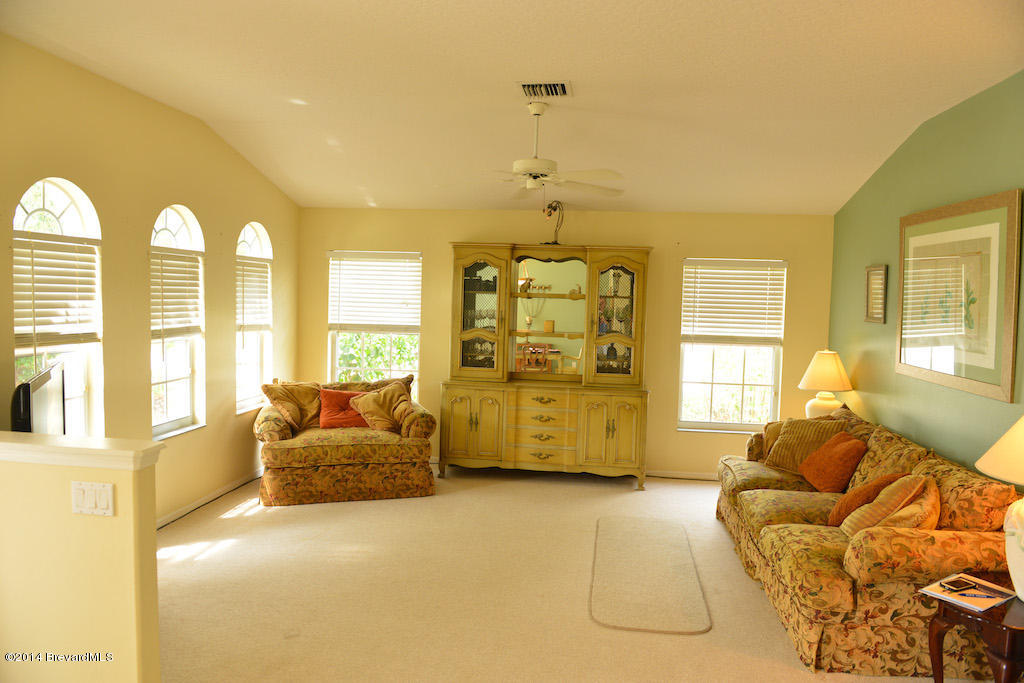 1706 Rustic Way Melbourne, FL 32935 - Photo 4 of 16 Formal living Room