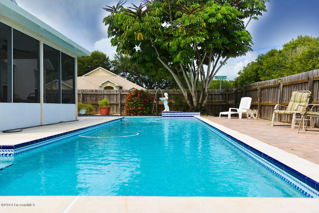 1706 Rustic Way Melbourne, FL 32935 - Photo 7 of 16 Step down pool and shallow play area
