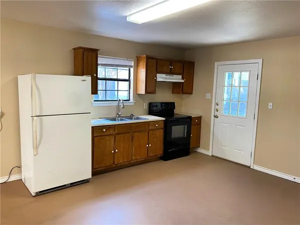 $1,195 | 204 Hall Street, Unit A, Elgin, TX 78621