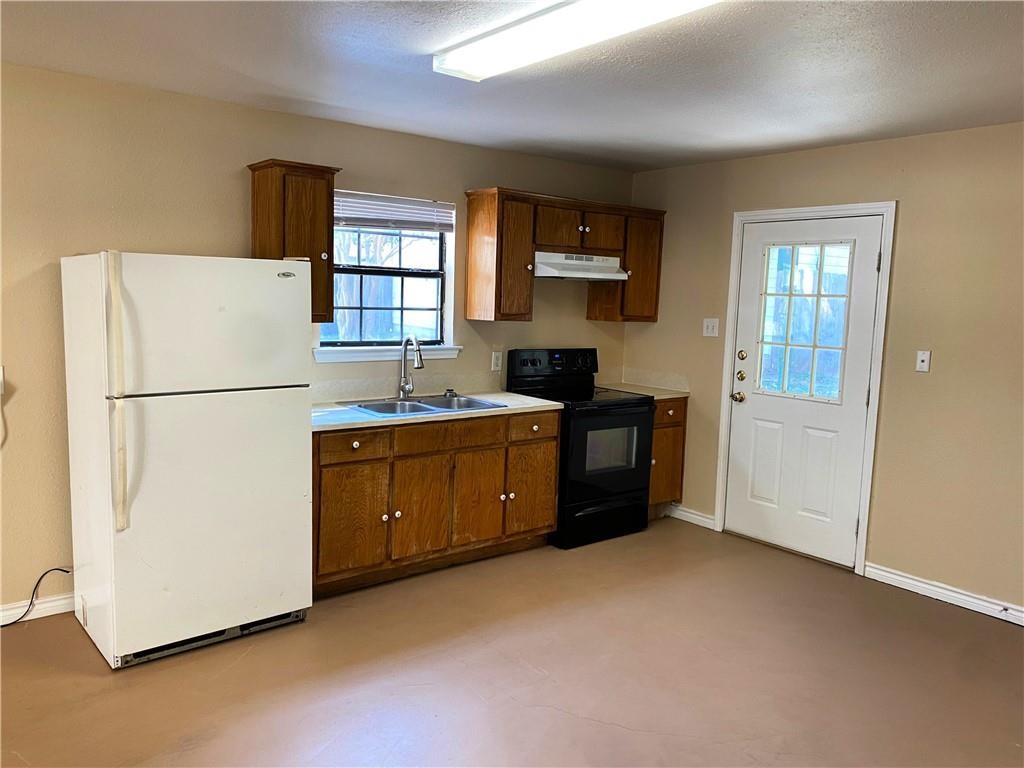 204 Hall Street, Unit A Elgin, TX 78621 - Photo 3 of 9