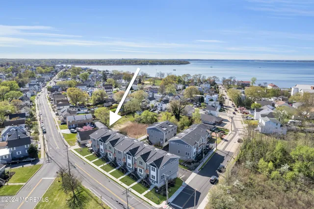 $3,950 | 333 1st Street, Unit 3, Keyport, NJ 07735