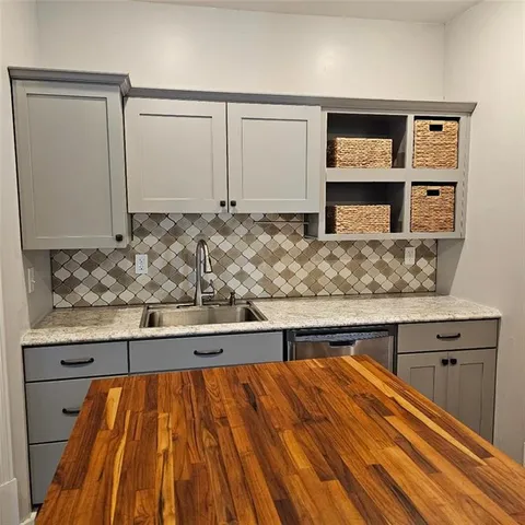 $190,000 | 906 11th Street, New Brighton, PA 15066