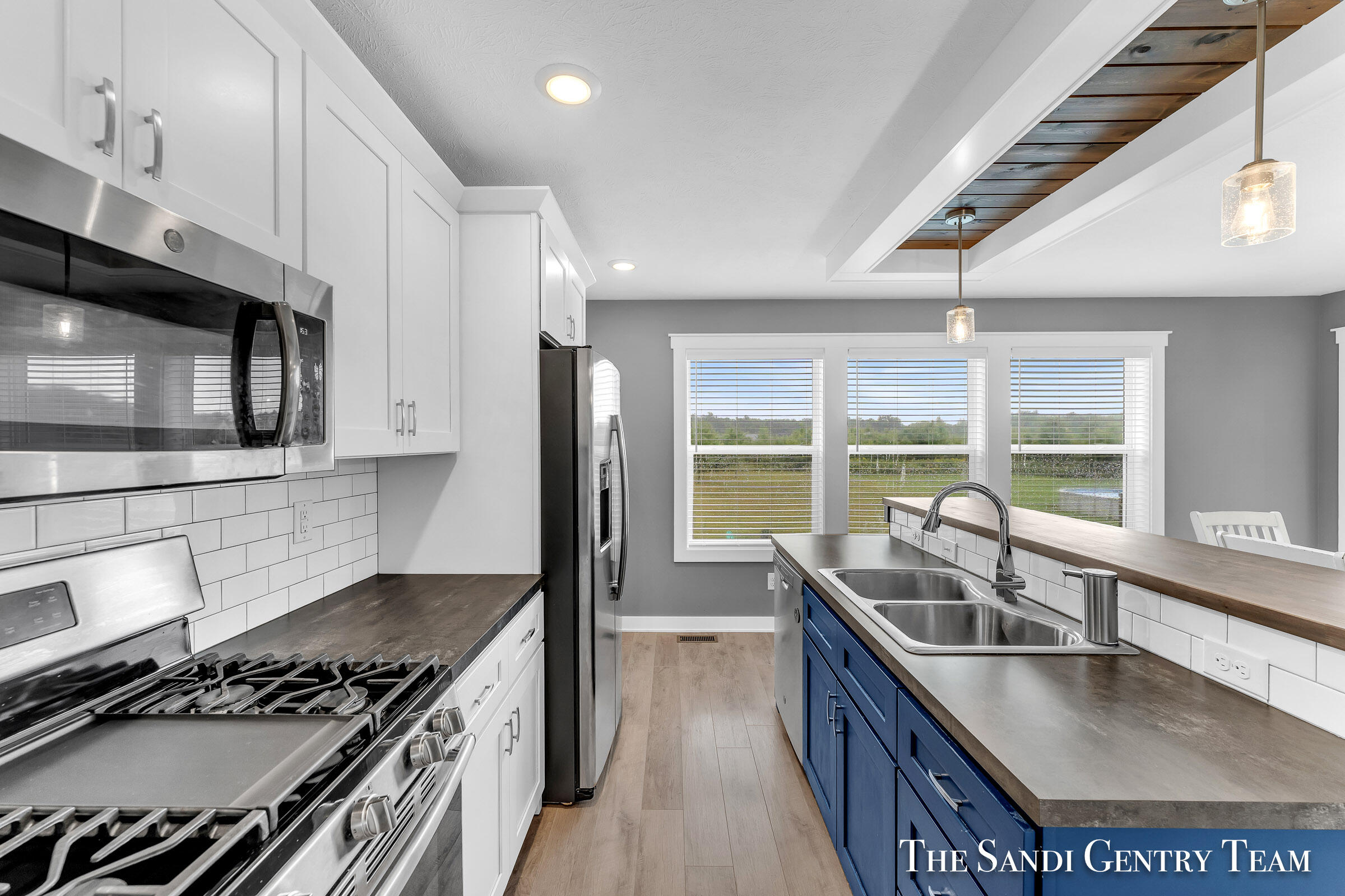 14708 Leonard Road Spring Lake, MI 49456 - Photo 19 of 53 AIV00136
