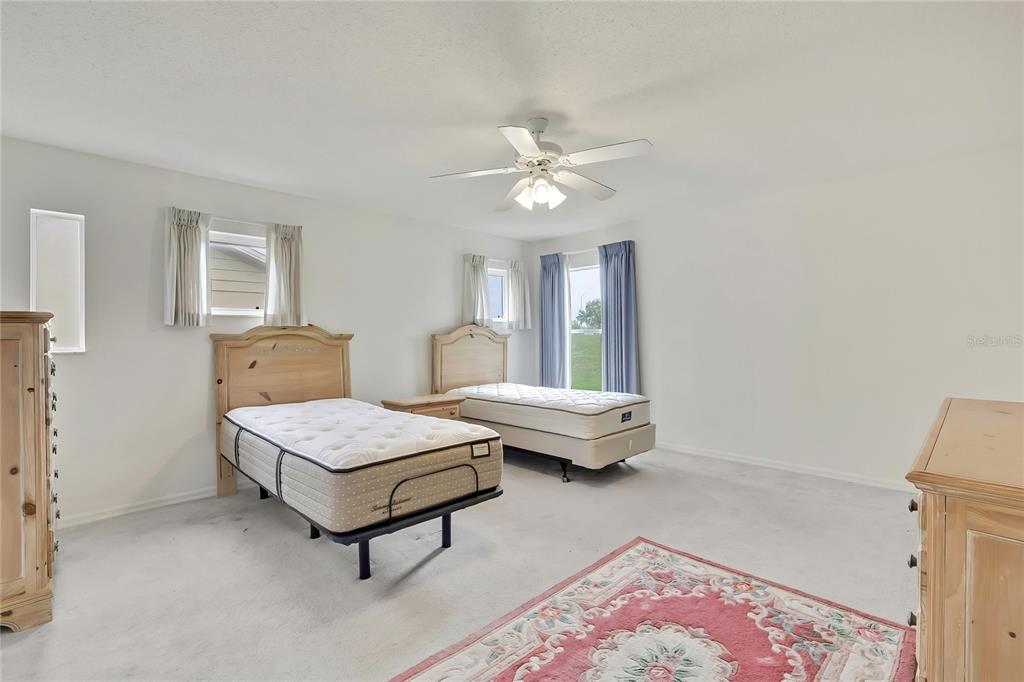 11203 Sun Tree Road Hudson, FL 34667 - Photo 32 of 55