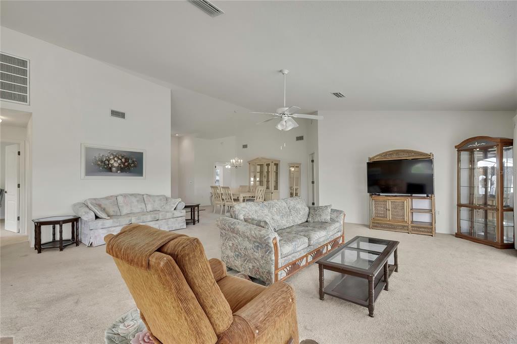 11203 Sun Tree Road Hudson, FL 34667 - Photo 8 of 55