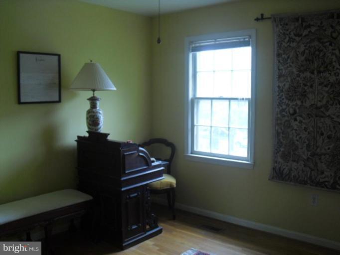 7012 Leebrad Street Springfield, VA 22151 - Photo 6 of 7 Large size bedrooms