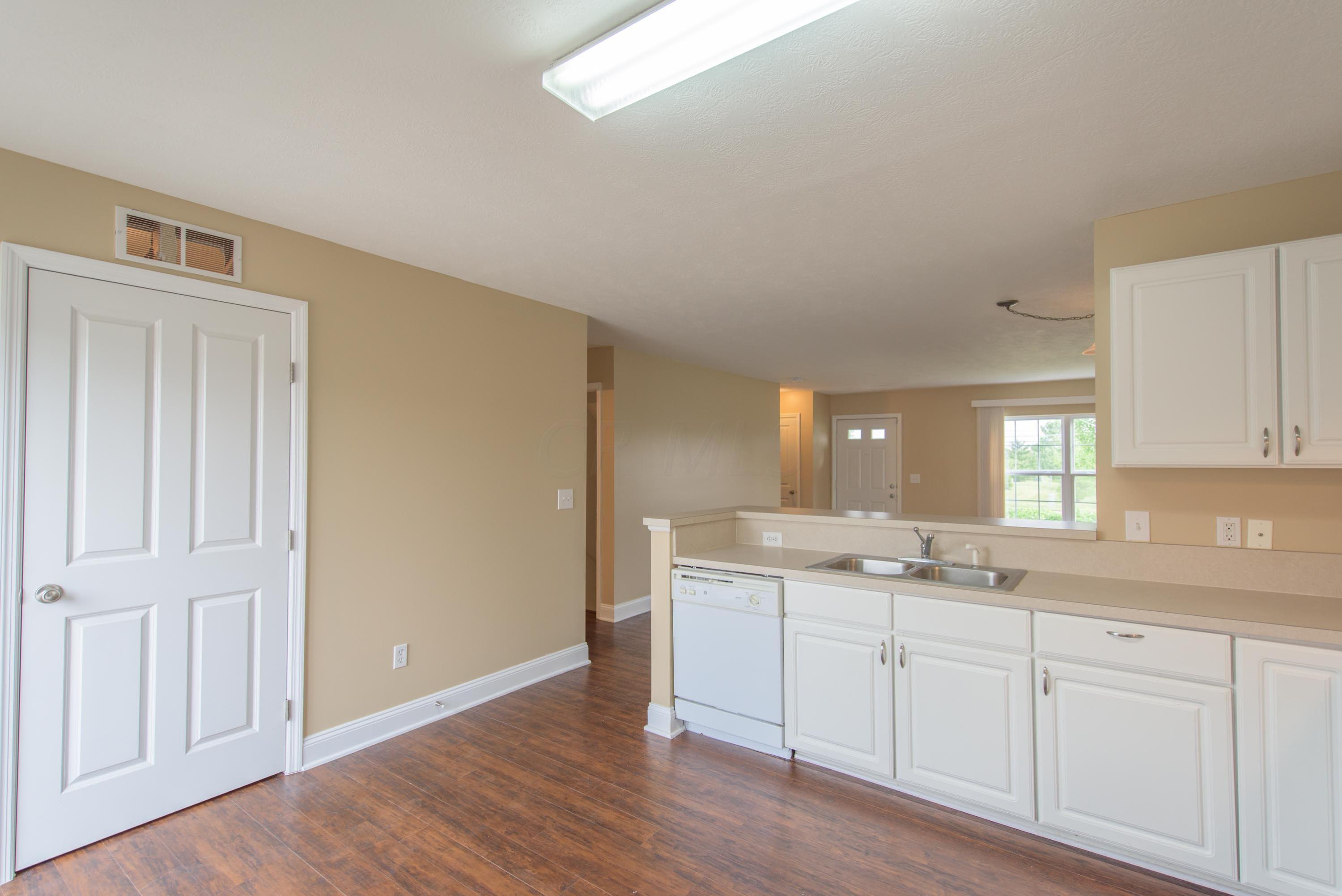695 Lazelle Road Westerville, OH 43081 - Photo 13 of 34
