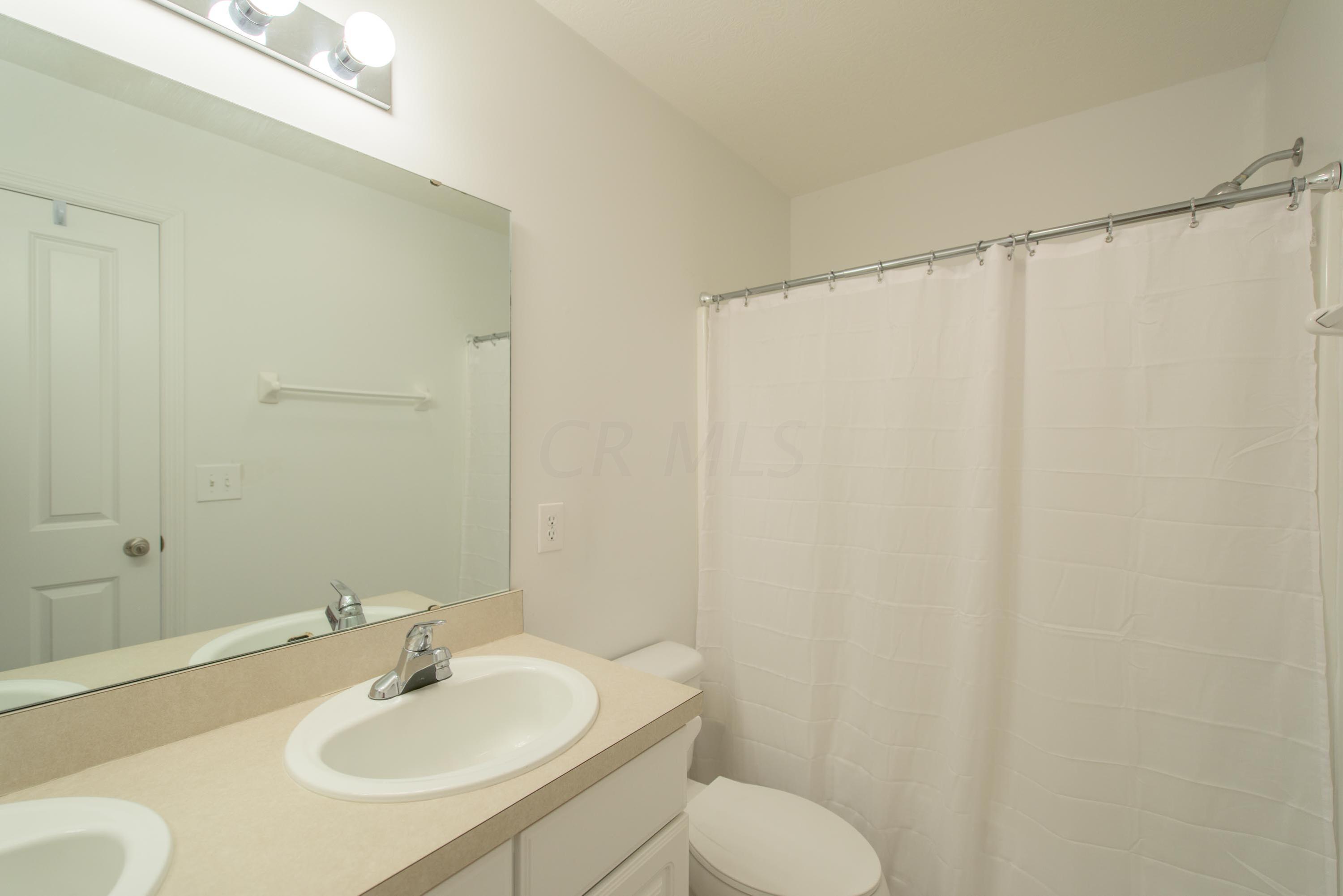 695 Lazelle Road Westerville, OH 43081 - Photo 23 of 34