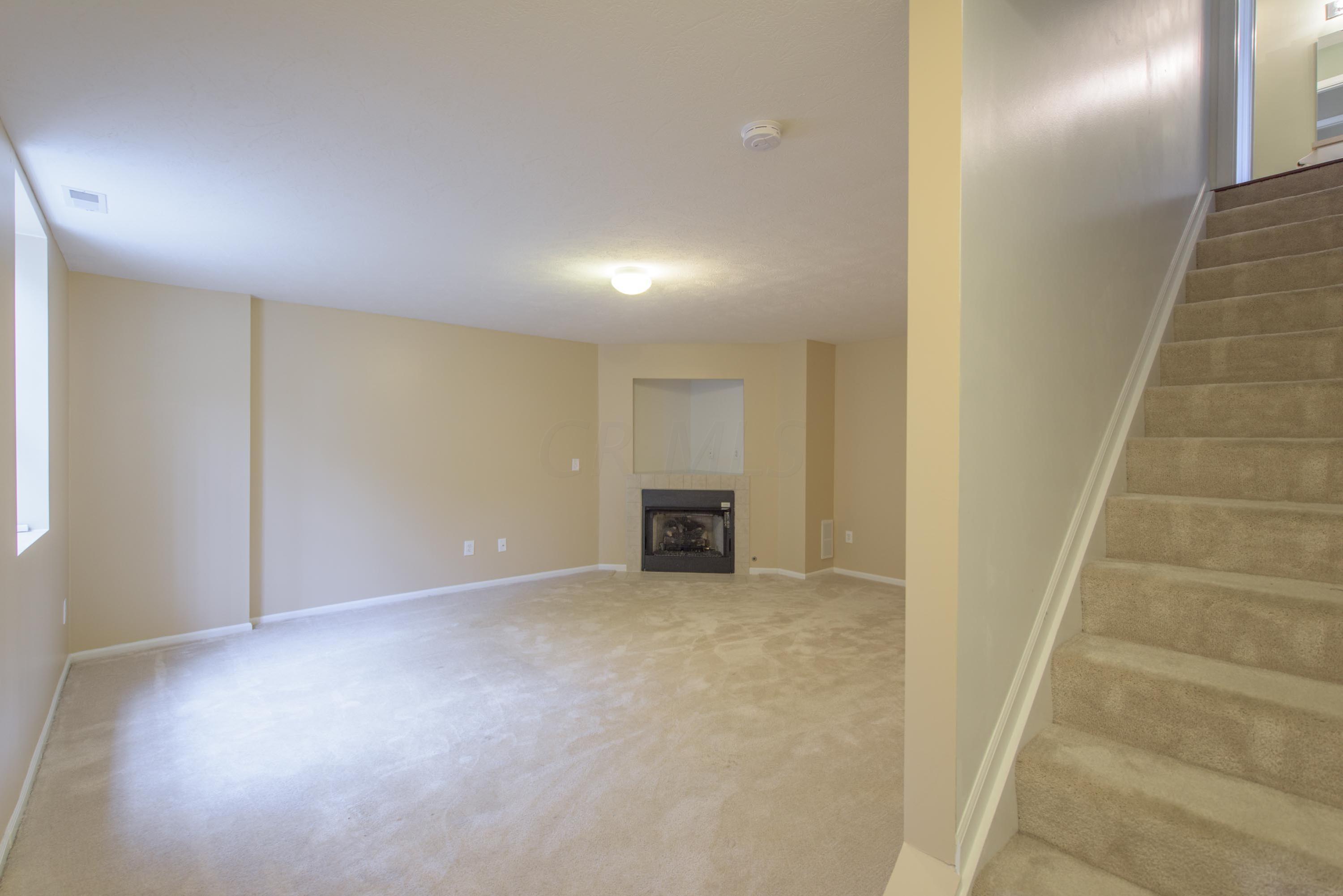 695 Lazelle Road Westerville, OH 43081 - Photo 26 of 34