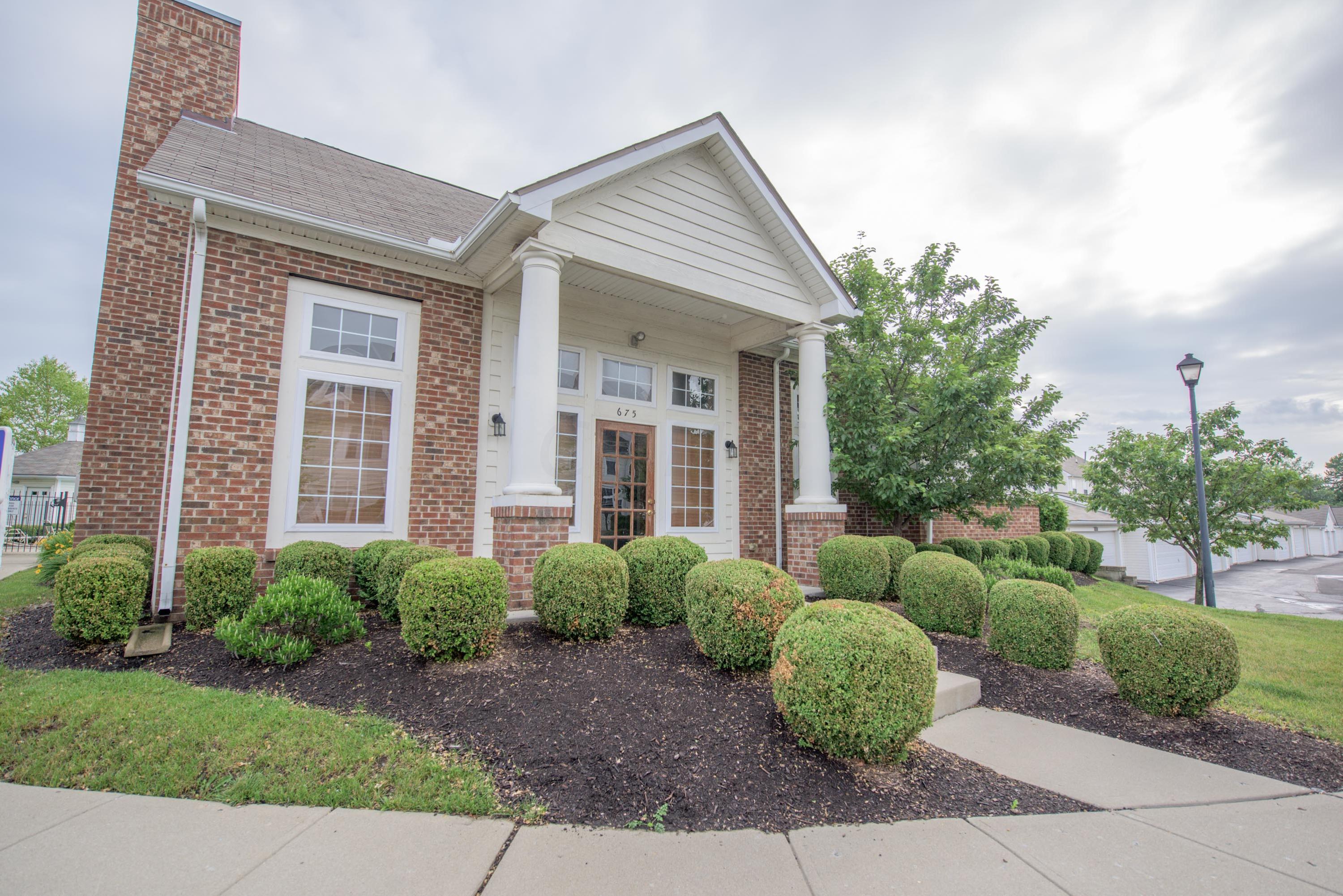695 Lazelle Road Westerville, OH 43081 - Photo 4 of 34