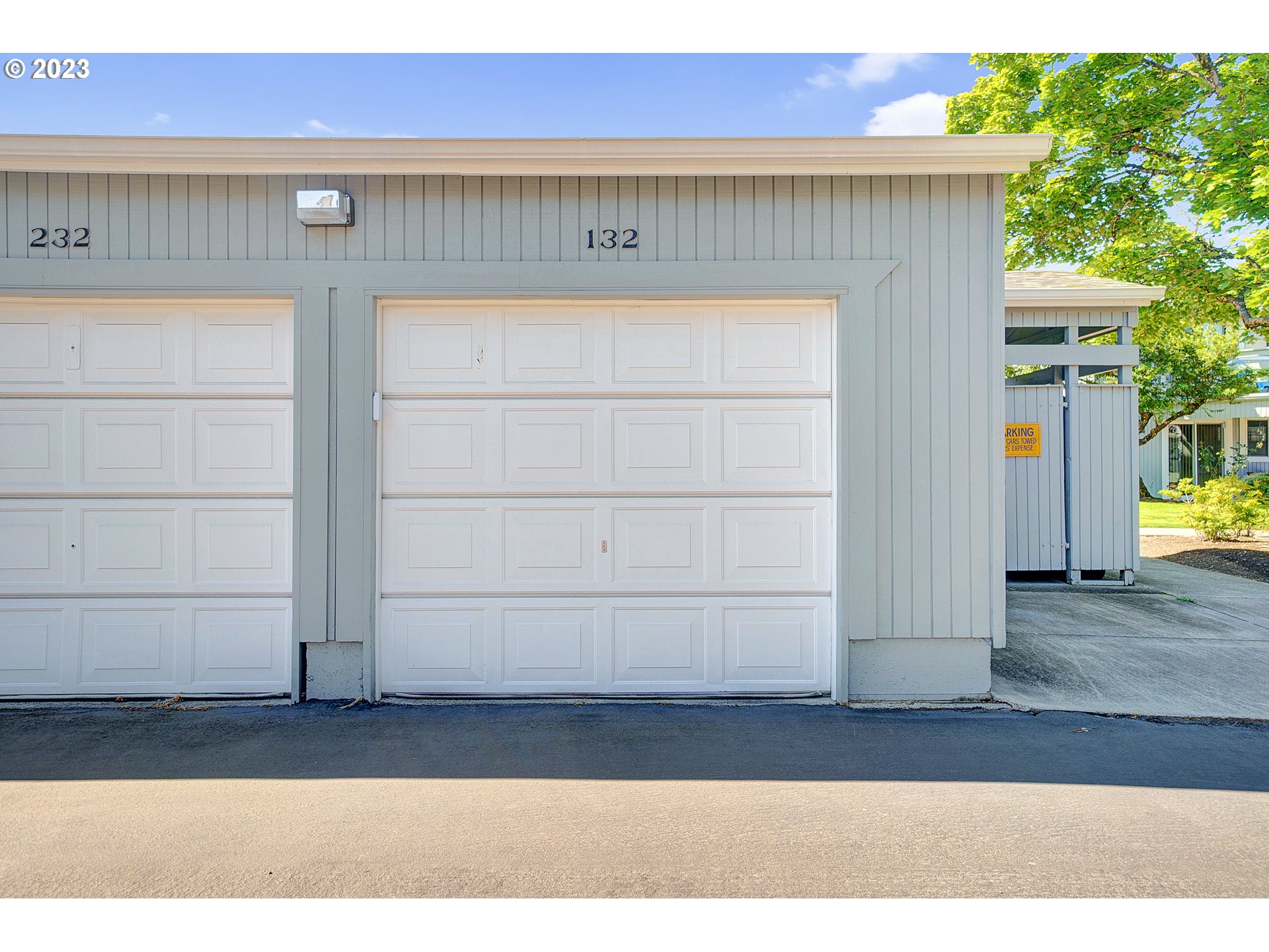 650 Harlow Road, Unit 132 Springfield, OR 97477 - Photo 33 of 36 a view of a door of the house