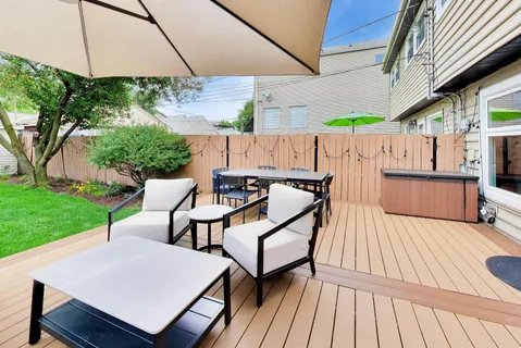 $700,000 | 1740 North Washtenaw Avenue, Chicago, IL 60647