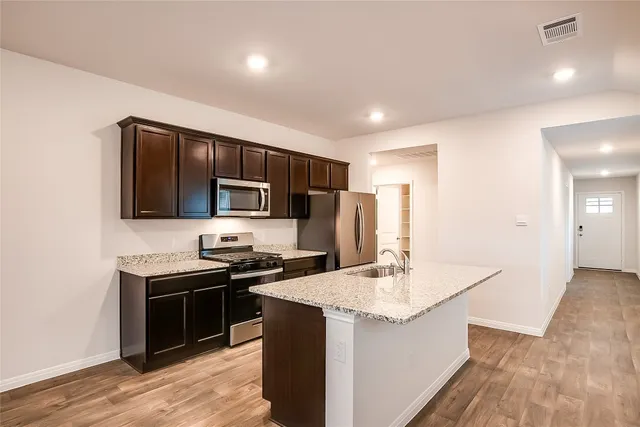 $1,950 | 490 Evergreen Sumac Loop, Kyle, TX 78640