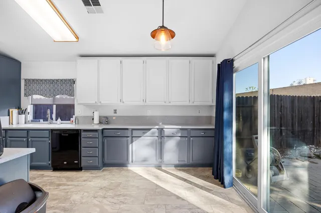 $499,900 | 250 Arlington Circle, Woodland, CA 95695