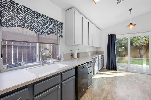 $499,900 | 250 Arlington Circle, Woodland, CA 95695