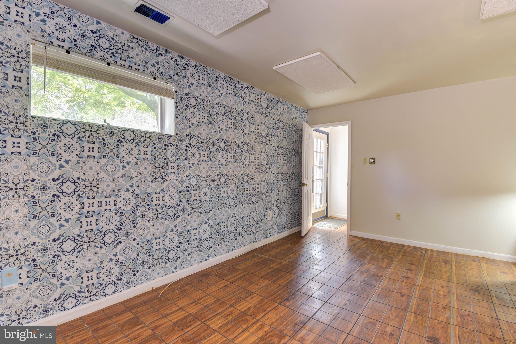 16120 Barnesville Road Boyds, MD 20841 - Photo 55 of 113 efficency apartment with separate access