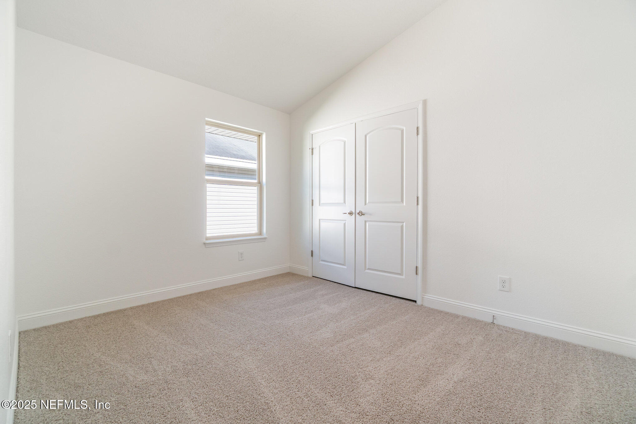 5840 Round Table Road Jacksonville, FL 32254 - Photo 18 of 27 017_ndp02616-edit_735