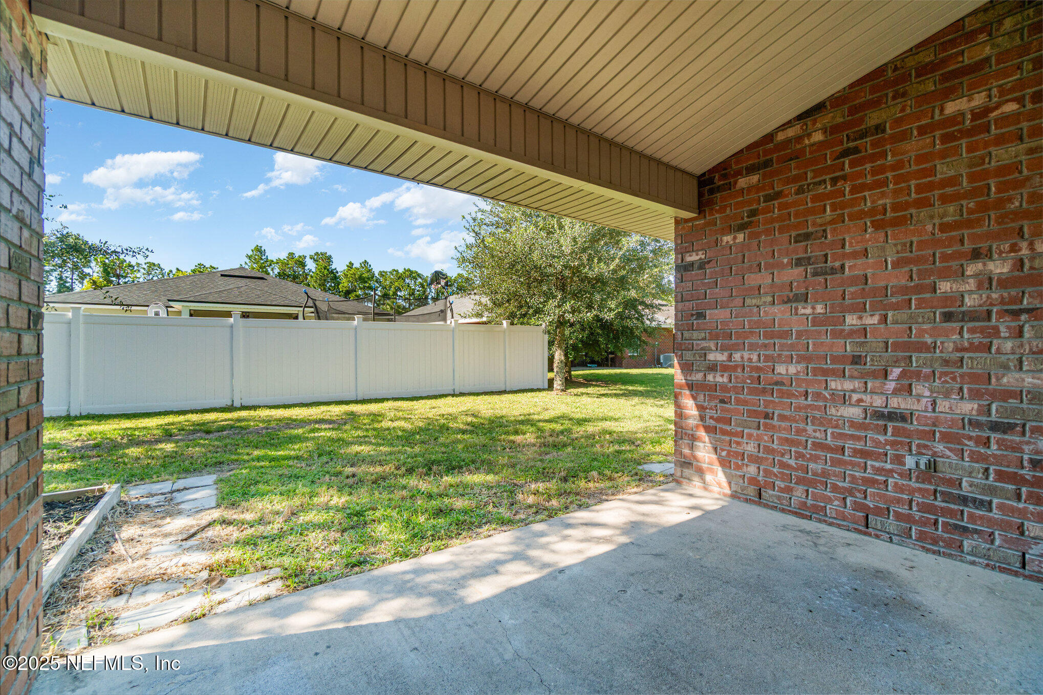 5840 Round Table Road Jacksonville, FL 32254 - Photo 24 of 27 023_ndp02628-edit_634