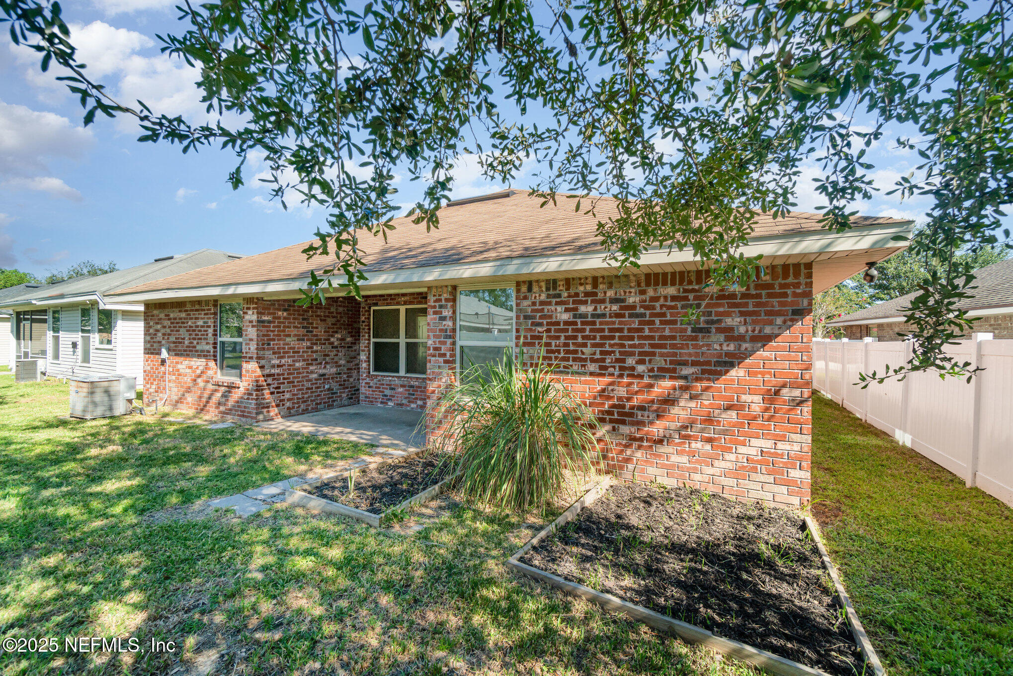 5840 Round Table Road Jacksonville, FL 32254 - Photo 25 of 27 024_ndp02631-edit_795