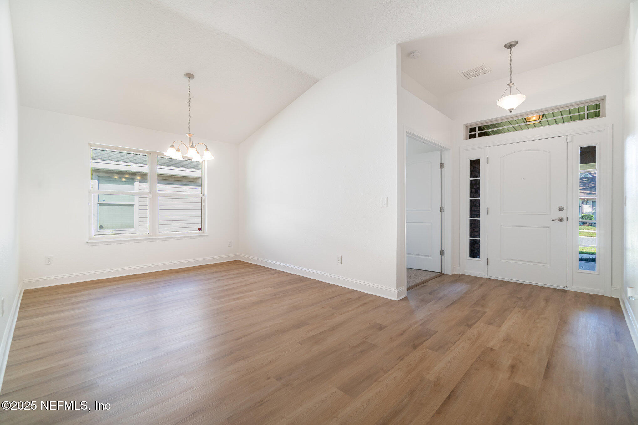 5840 Round Table Road Jacksonville, FL 32254 - Photo 5 of 27 004_ndp02586-edit_857