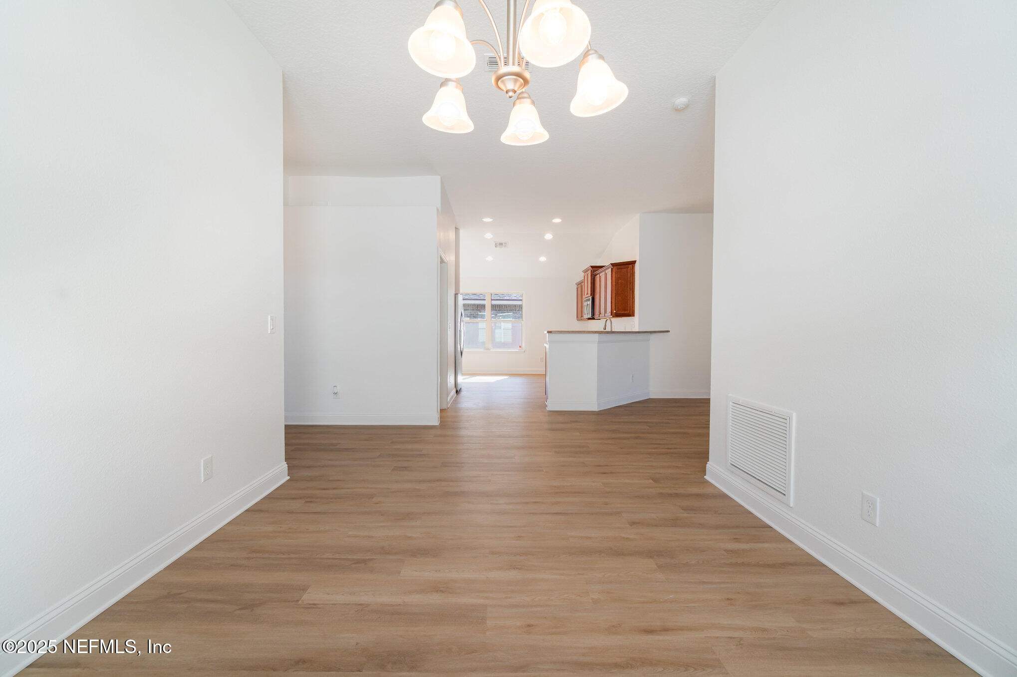 5840 Round Table Road Jacksonville, FL 32254 - Photo 7 of 27 006_ndp02625-edit_688