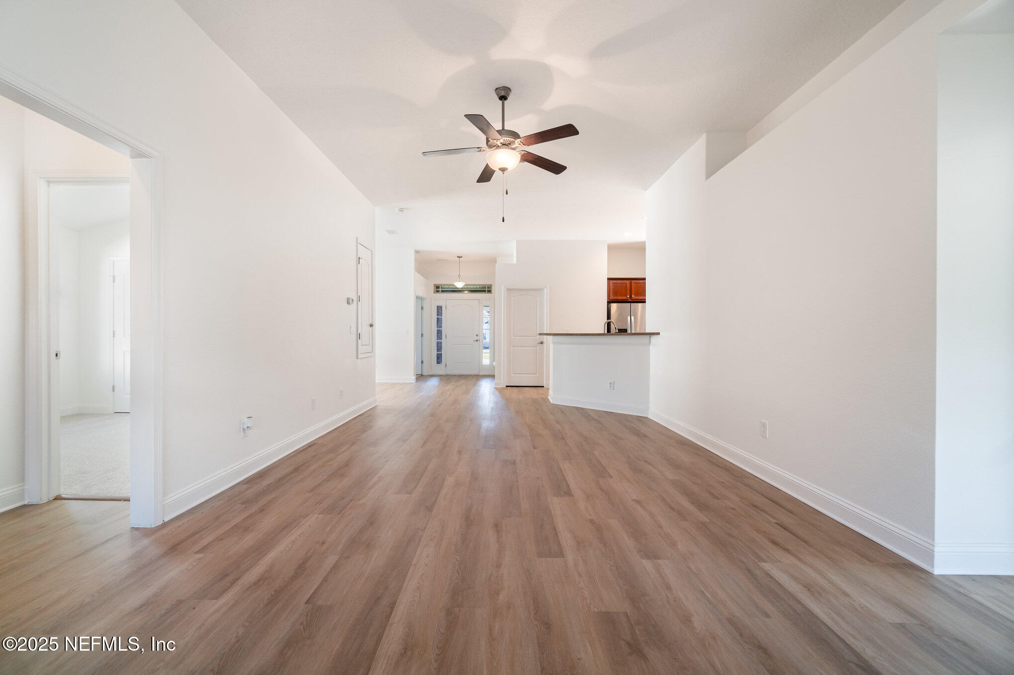 5840 Round Table Road Jacksonville, FL 32254 - Photo 9 of 27 008_ndp02589-edit_476