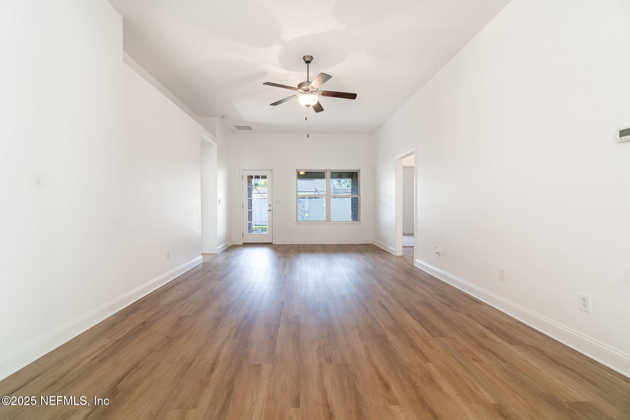 5840 Round Table Road Jacksonville, FL 32254 - Photo 10 of 27 009_ndp02601-edit_401